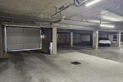 Parking Limousin - avenue Jean Moulin - Saint Laurent de Mure