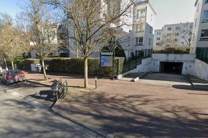 Parking Garches - Hippodrome de Saint-Cloud - rue des Suisses