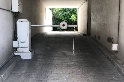 Parking Métro Mairie d'Ivry - rue Saint-Just - Ivry sur Seine