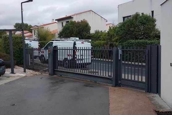 Vignette parking Rue Andreï Sakharov - Castelnau le Lez