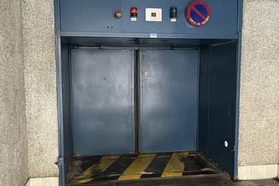 Parking Métro Péreire Levallois - rue de Courcelles - Paris 17