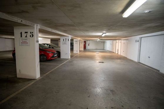 Vignette parking Le Kremlin-Bicêtre - Fontainebleau - Yitzhak Rabin