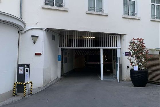 Vignette parking Nancy - place Stanislas - Mercure