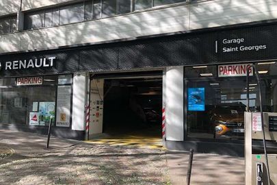 Parking Paris - Buttes-Chaumont - Mairie du 19e