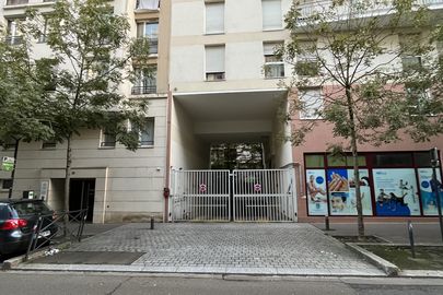 Parking Tramway Faubourg de l'Arche - 54 avenue Puvis de Chavannes - Courbevoie