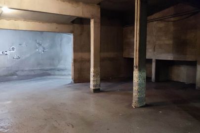 Parking Métro Pré-Saint-Gervais - rue des Lilas - Paris 19