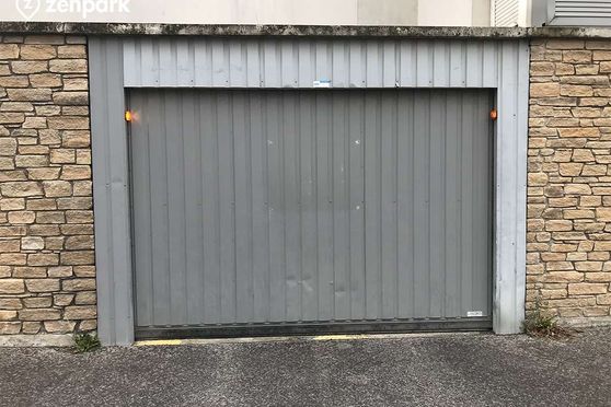 Vignette parking La Courneuve - Stade de France - rue du Maréchal Lyautey