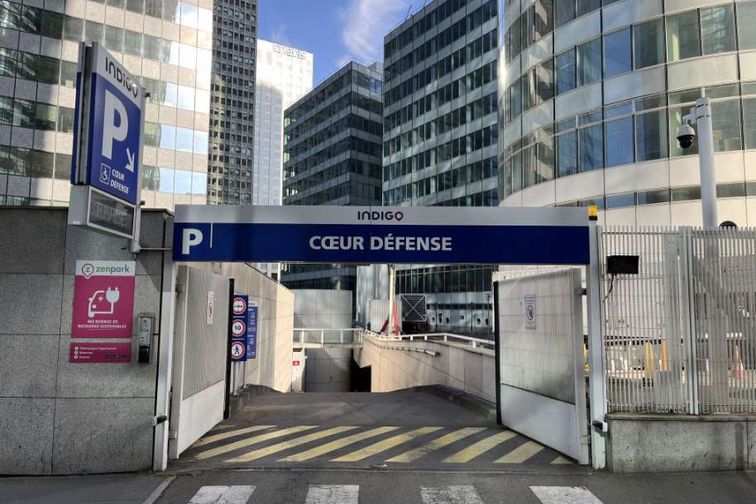 Courbevoie - Cœur Défense - Grande Arche - Parking réservable en ligne - Courbevoie