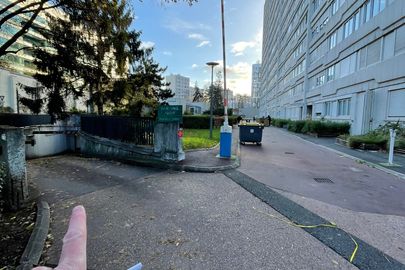 Parking Gare La Défense-Grande arche - Square Henri Regnault - Courbevoie