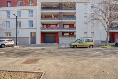 Parking Rue Paul Calabro - Nîmes