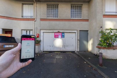 Parking Parc de la Mairie - rue de la briqueterie - Villeneuve le Roi