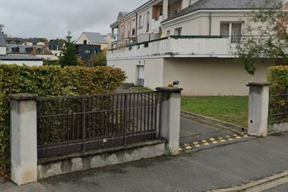 Parking Jardin des Plantes - 6 Marine de Loire - Orléans