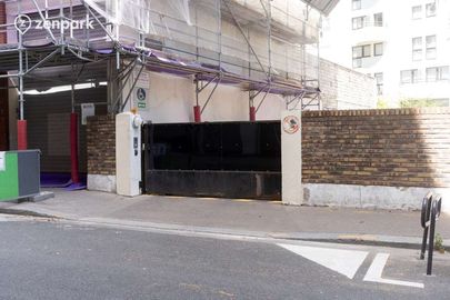 Parking Paris - Campo-Formio - Citadines