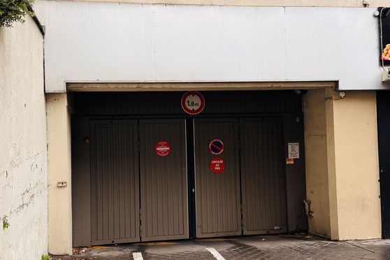 Vignette parking 64 rue de Vouillé - Métro Plaisance