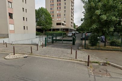 Parking 11 avenue Gaston Monmousseau - Stains