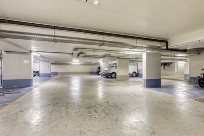 Parking Métro Grands Boulevards - rue Montmartre - Paris 2