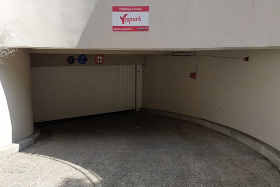 Vignette parking RER Pantin - quai de l'Ourcq