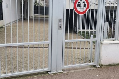 Parking RER chemin d'antony - rue Pierre Gilles de Gennes