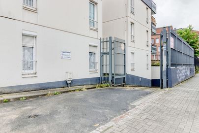 Parking Métro Porte des Postes - rue Magenta Fonbelle - Lille