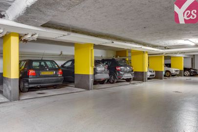 Parking Métro Père Lachaise - rue Houdart - Paris