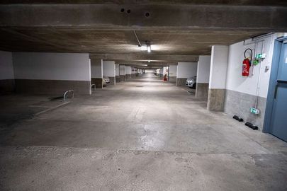 Parking Paris - Corentin Cariou - Canal de l'Ourcq