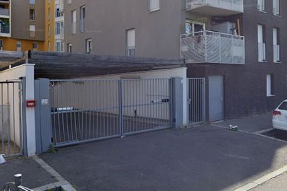 Parking 22 sente juliette drouet - Bobigny