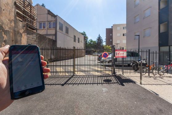 Vignette parking Pathé Vaise - rue de St Cyr - Lyon 9