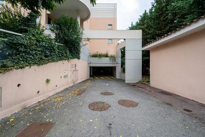 Parking Stade Maillan - avenue Georges Pompidou - Le Cannet