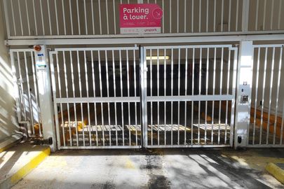 Parking Piscine Bassin Ecole Atlas - boulevard de la Villette - Paris 19