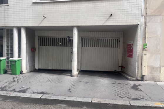 Vignette parking Métro Brochant - 108 rue Lemercier - Paris 17