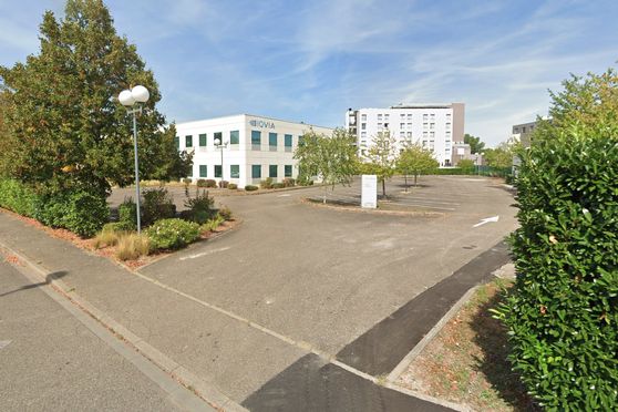Vignette parking Parc d'innovation - rue Jean Dominique Cassini - Illkirch Graffenstaden