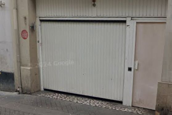 Vignette parking face(s)B: BANDES SONORES - rue de Dunkerque - Paris 9