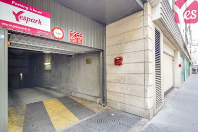 Parking Gare Montparnasse - Cimetière du Montparnasse - Paris 14