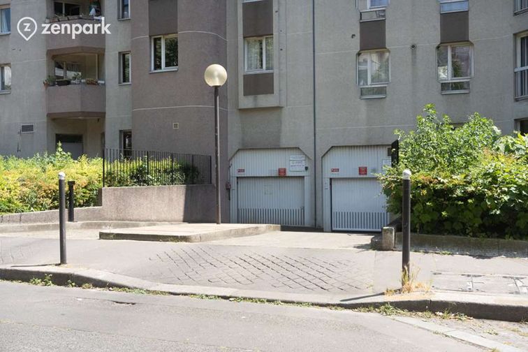 Paris - Porte de Villiers - Stade Paul Faber - Parking réservable en ligne - Paris