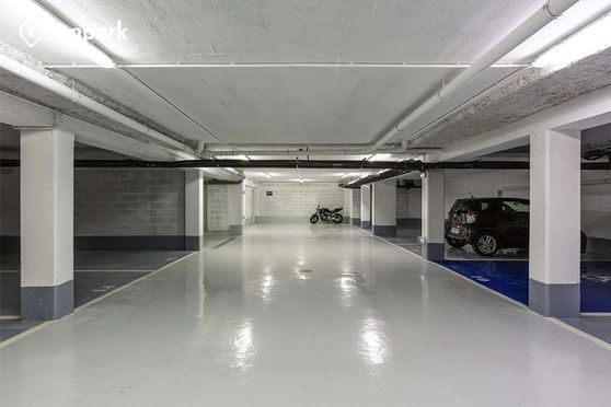 Vignette parking Clichy - Mairie de Clichy - Ibis Budget