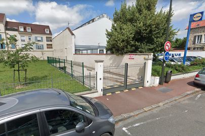 Parking Gare Saint-Germain-Grande-Ceinture - rue Stéphane Mony - Saint Germain en Laye
