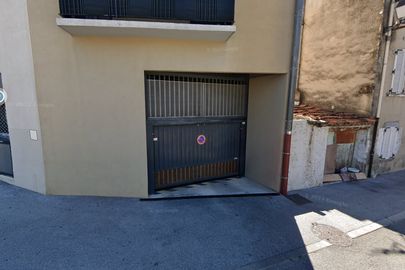 Parking Parc du Château - faubourg Notre Dame - Solliès Pont