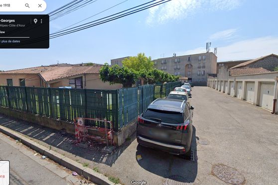 Vignette parking avenue du 11 Novembre 1918 - Tarascon