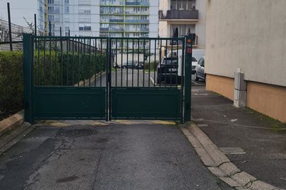 Parking 24 rue Henri Martin - Ivry sur Seine