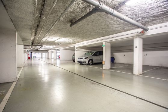 Vignette parking Stade Alexandre Rebuttato - route de la Roquette - Mougins