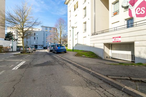 Vignette parking RER Le chénay-Gagny - Face au rue du Juin