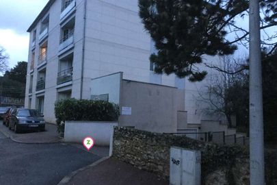 Parking Sèvres - Gare de Bellevue - Sèvres Rive Gauche