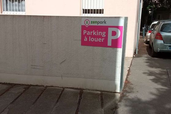 Vignette parking Montpellier - Caf de l'Hérault - allée Pierre Lescot