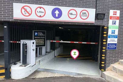 Parking Montigny-le-Bretonneux - Vélodrome National - Ibis Budget