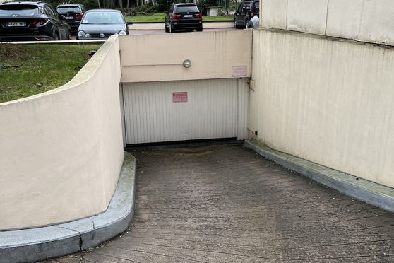 Vignette parking Gare Courbevoie - avenue Marceau - Courbevoie