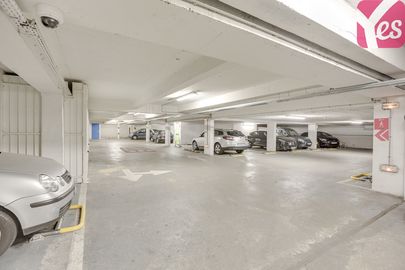 Vignette parking Square Monseigneur Maillet - rue de Crimée - Paris 19