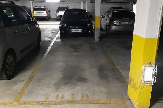 Vignette parking Métro Commerce - 80 rue de la Croix Nivert - Paris 15