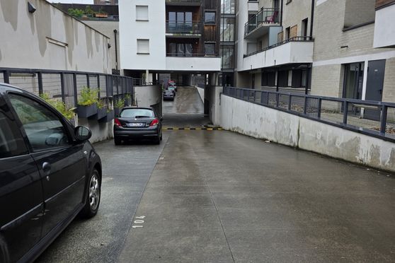 Vignette parking ICL - 135 rue de Douai - Lille