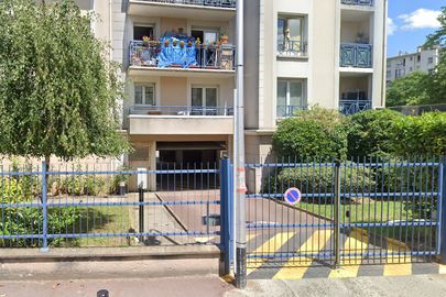 Parking Jardins de Carême-Prenant - 19 rue Villot - La Courneuve