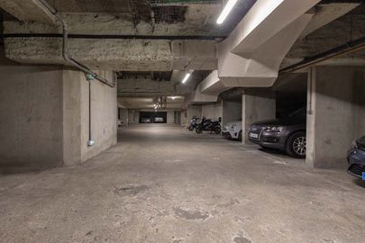 Vignette parking Métro Crimée - rue de l'Ourcq - Paris 19